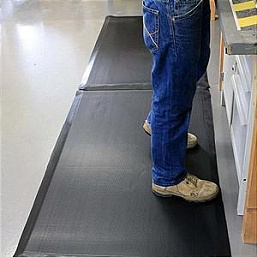 мат противоусталостный mehlhose gmbh bmagsf1 от немецкого производителя Mehlhose GmbH  в  г. Санкт-Петербург мат противоусталостный mehlhose gmbh bmagsf1  в  г. Санкт-Петербург